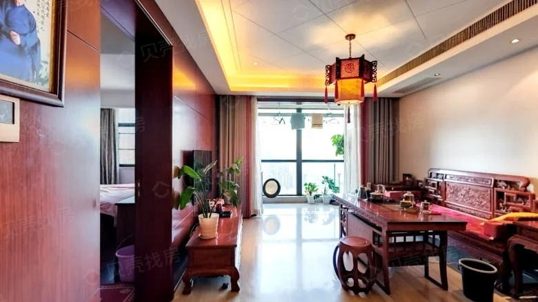 Transport Central Plaza - View 3