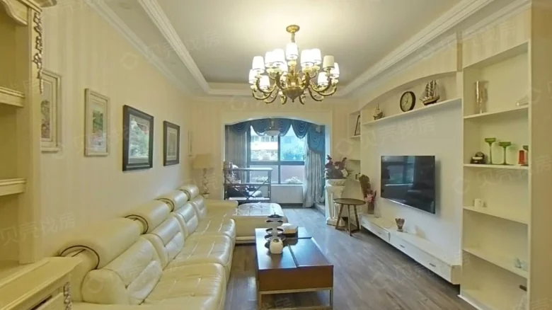 Poly Bisen Grand Manor - View 1