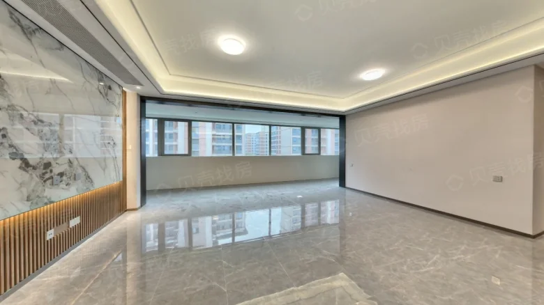 Lakeshine Elegance Phase I - View 1