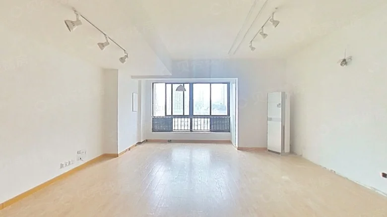 Mounttop Diplomat City - View 1