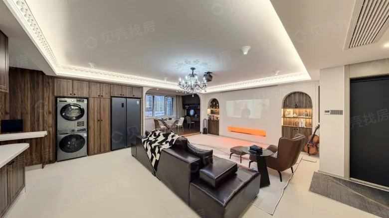 Seaview Center - View 2