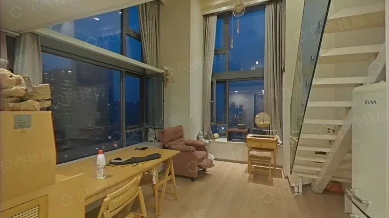 Hua Hui Apartments - View 1