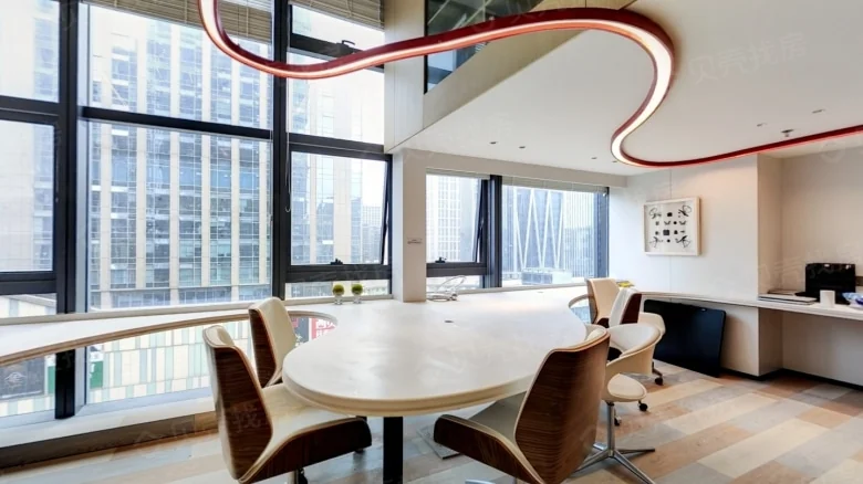 Excellence Central Sphere - View 2