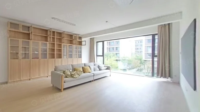 Water West Cloud Villa - View 2