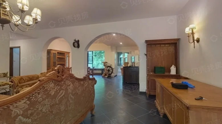 Tuscan Style - View 1