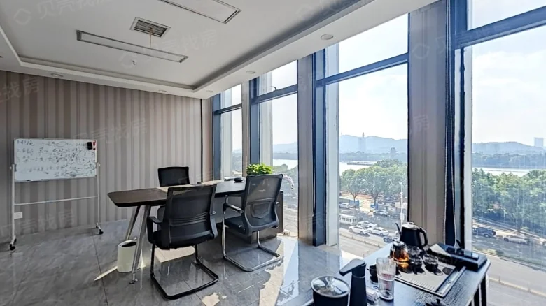 Wanda Plaza - View 1