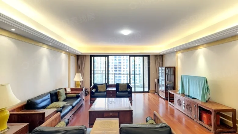 Riviera Bay Renaissance - View 1