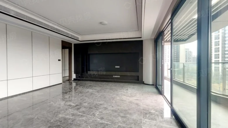 Longxi Lake Platinum Green Manor - View 4