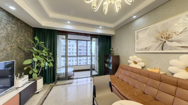 Round Fusion Plaza Mansion - View 2