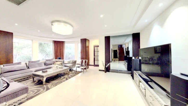 West Hill Garden Villa - View 3