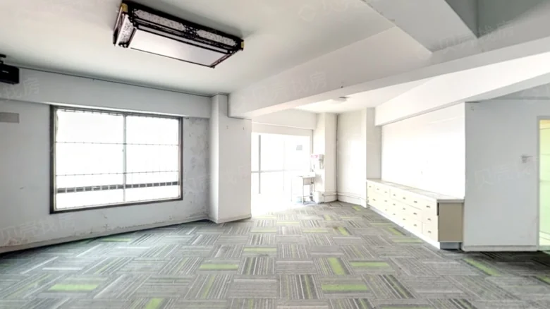 Hongji Apartments - View 2