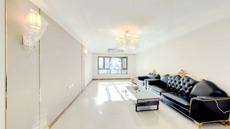 Peninsula Skyline - View 2