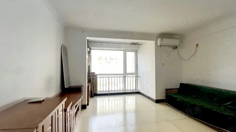 Sanhuan New City No.8 Courtyard - View 1