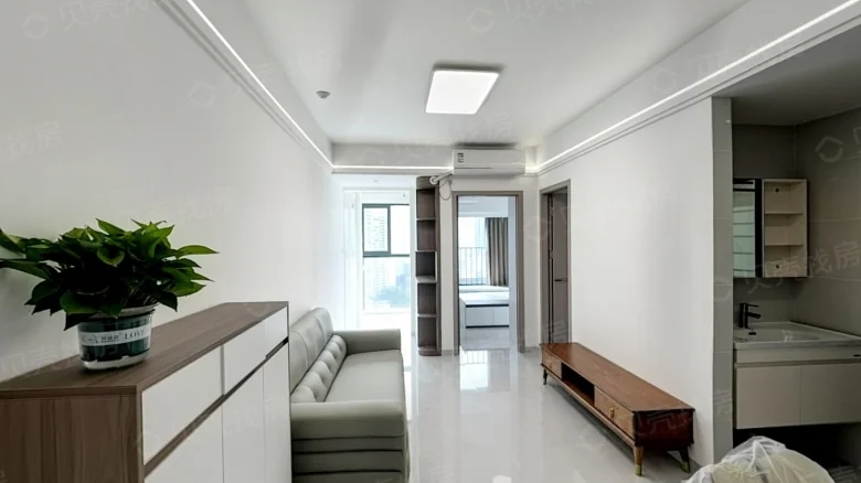 Lüjing Shangyue Villa - View 1