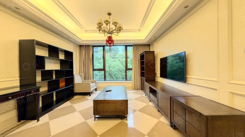 Oceanside Residences Green Garden - View 2