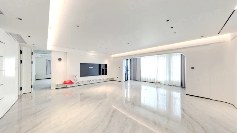 Teshan Shanshui Jiezhuo - View 3