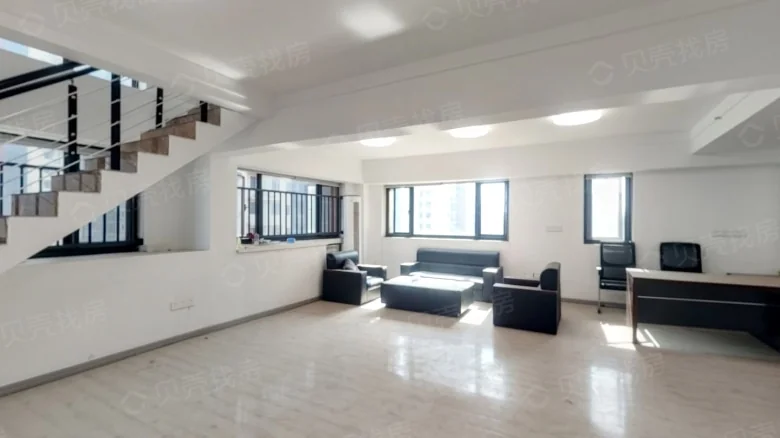 Poly City SOHO Center - View 2