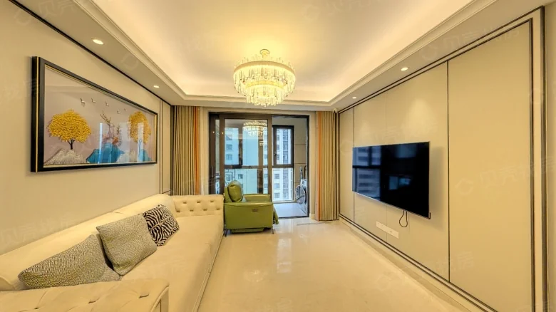 Lihu Jinmao Mansion - View 2