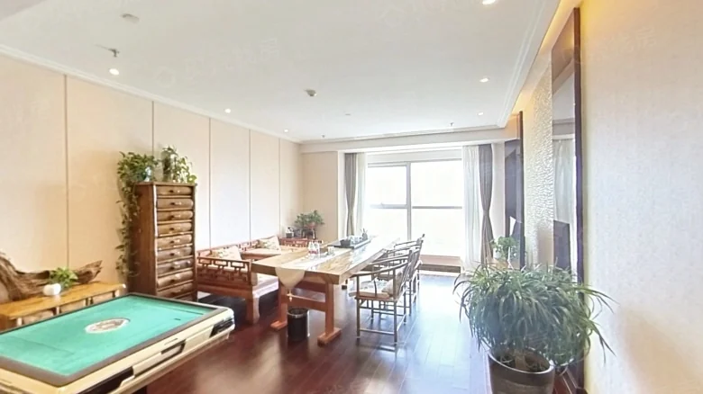 New World Famous Convergence - View 1