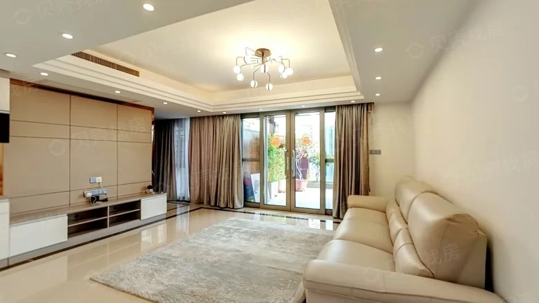 Golden Splendor Mansion - View 4