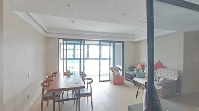 Cloud Lake Manor - View 2