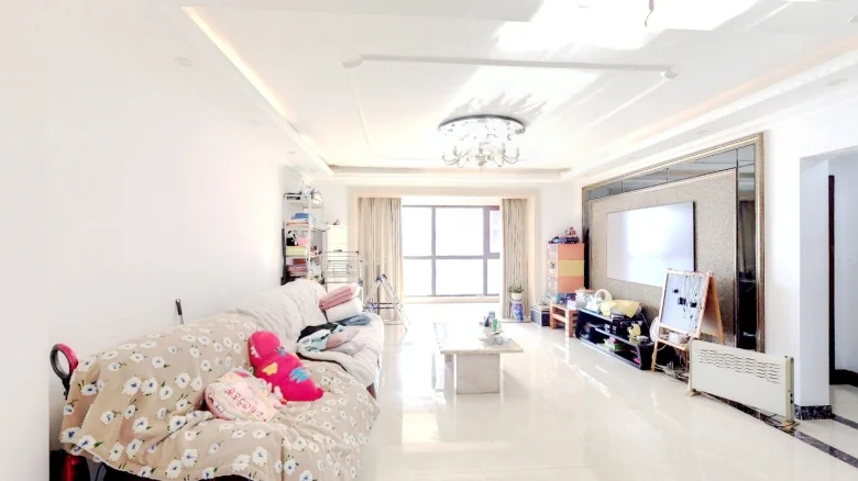 Peninsula Mansion - View 3