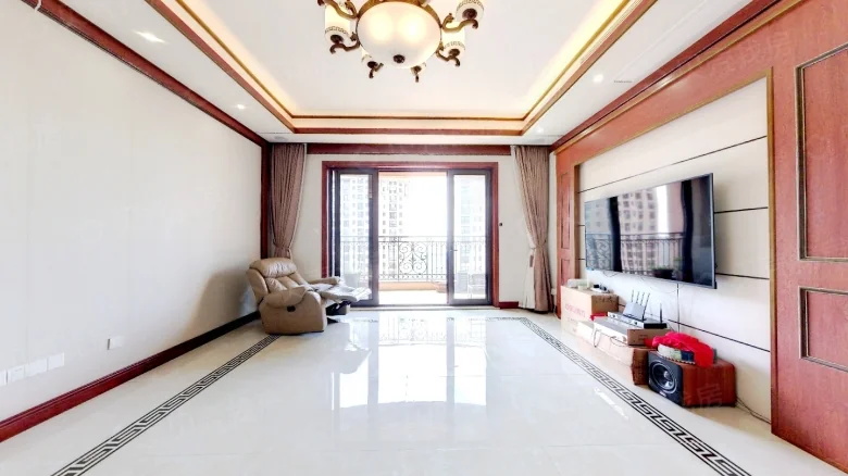 Dongling Gem Mansion - View 1