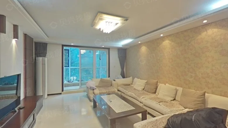 Scholarly Family Residence - View 1