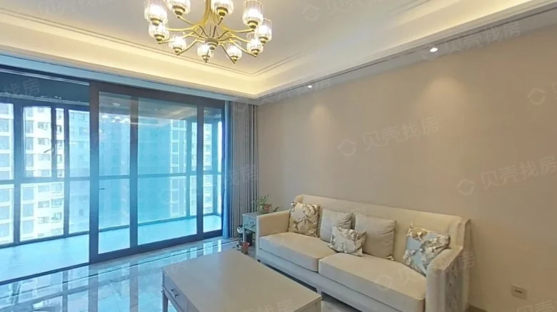 Zhengrong Riverside Purple Mansion - View 1