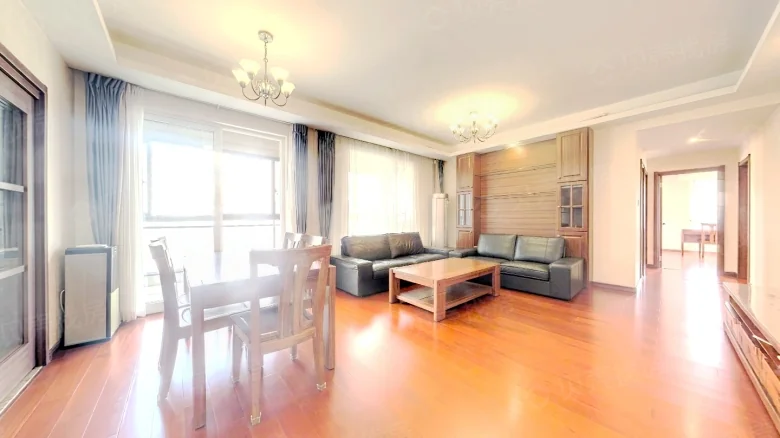 Vanke Kingdom Blu Bay - View 2