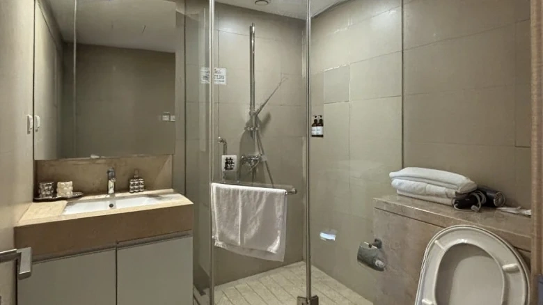 Tishman Speyer Crystal Galleria - View 8