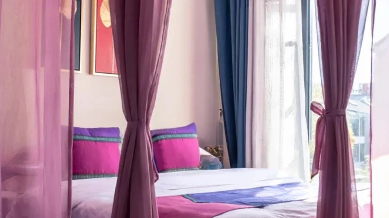 Cinnamon Camphor 16 Bazaar - View 2