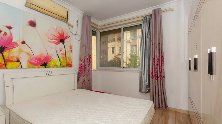 Dongyiyiqu District - View 2