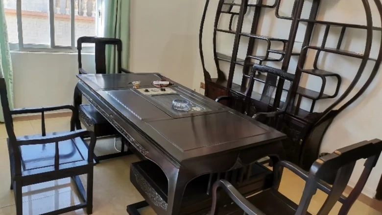 Royal Garden - View 2