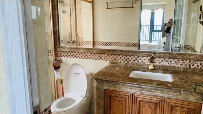 Ocean Light Sands Bay Plaza - View 11