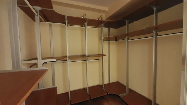 Jade Feather Crimson Dawn - View 24