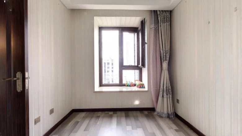 Hua Yuan Qiuma Sijiu - View 2