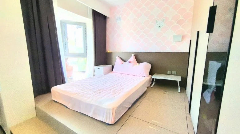 Jade Bright Garden - View 5