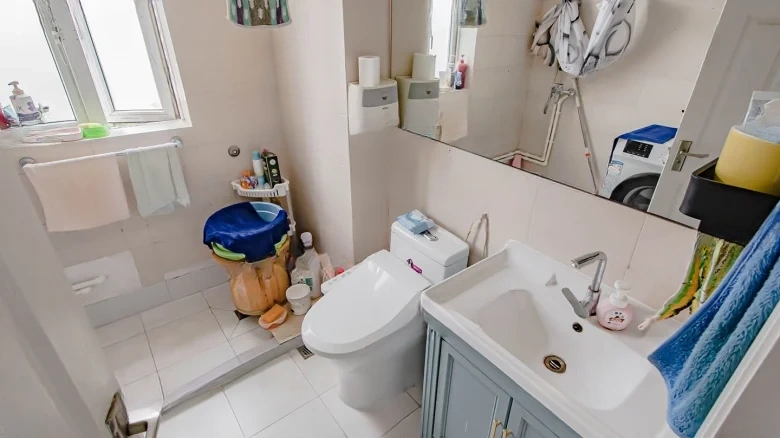 Hong Tai Apartment - View 8