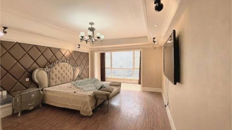 Silver Rich Garden - View 2