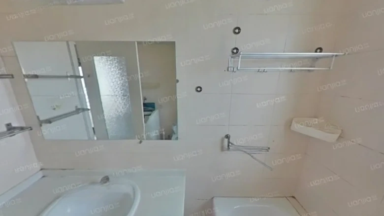 COSCO Two Bay City - View 5