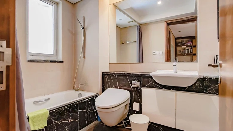 Distant Mid Fenghua Garden Apartment - View 5