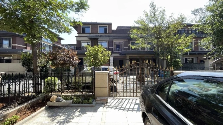 Hengji Country Garden Jinshitan碧桂園 Country Garden is a wellknown real estate brand in China, so it's kept as - View 22