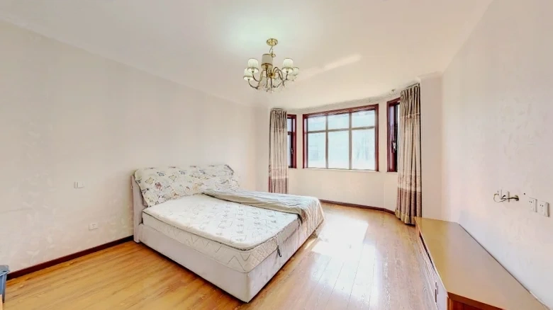 Zhonghai Shang Hu Shi Jia - View 3