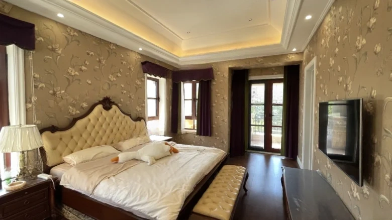 Golden Beach - View 5