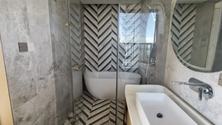 Mountain Bay 8 - View 10