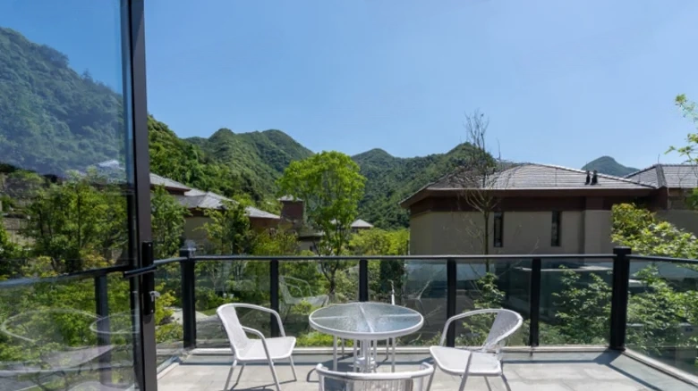 Yuan Hidden in Nan Shan - View 5