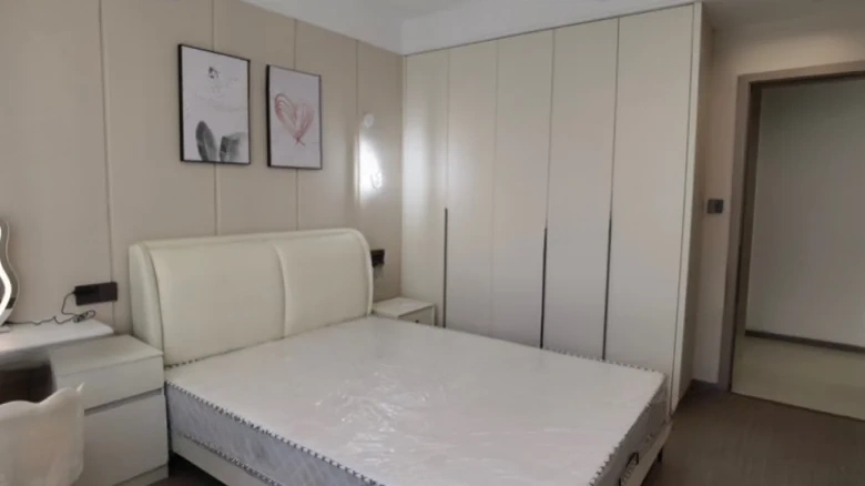 Lushong Yard - View 4