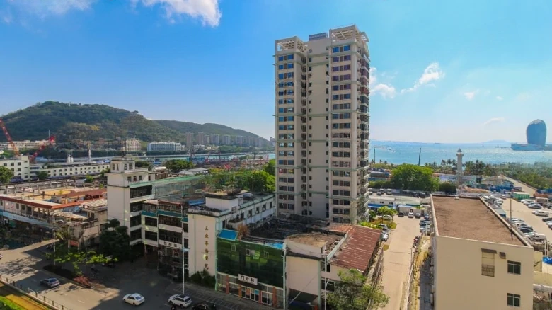 Huayun Tower - View 23