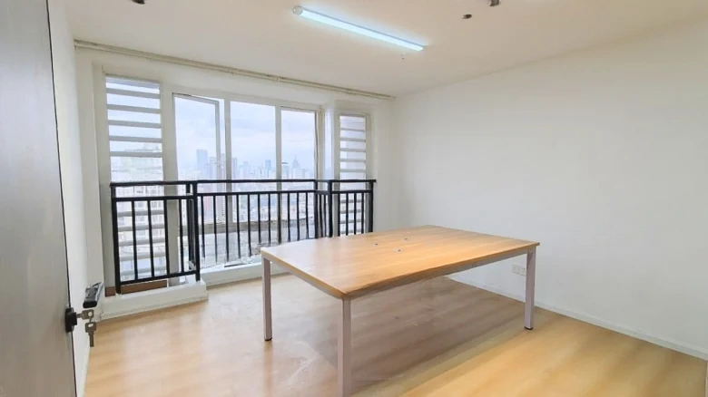 Yun Fang International Commercial Building - View 5